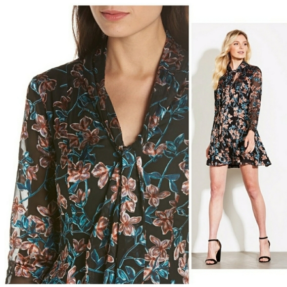 🦄NWT🦄 Ali & Jay Maybe It's Love Mini Dress - Picture 4 of 7